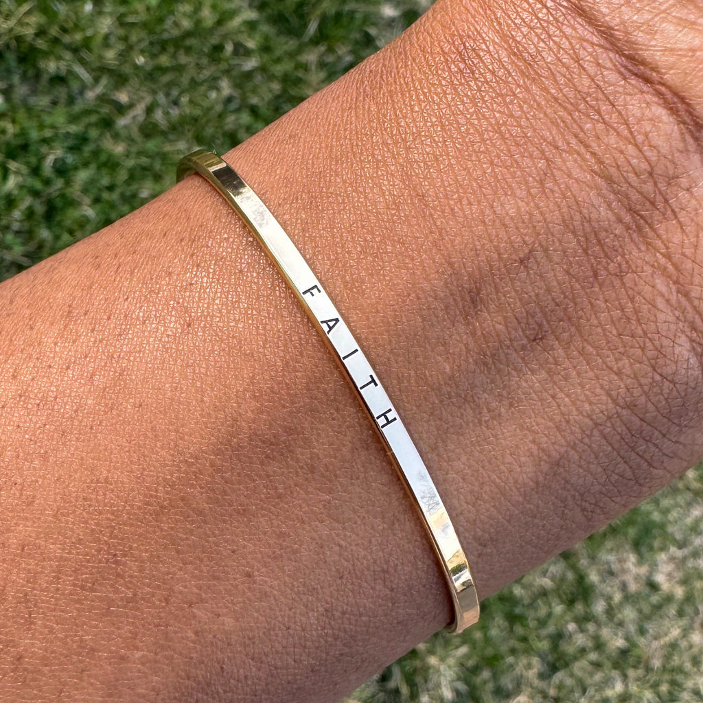 Faith Bracelet - Scarletblue